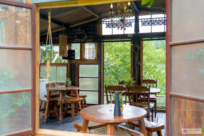 桃園市龍潭區美食、青山吉田，秘境小屋等你來預約，橘子園中的童話體驗。