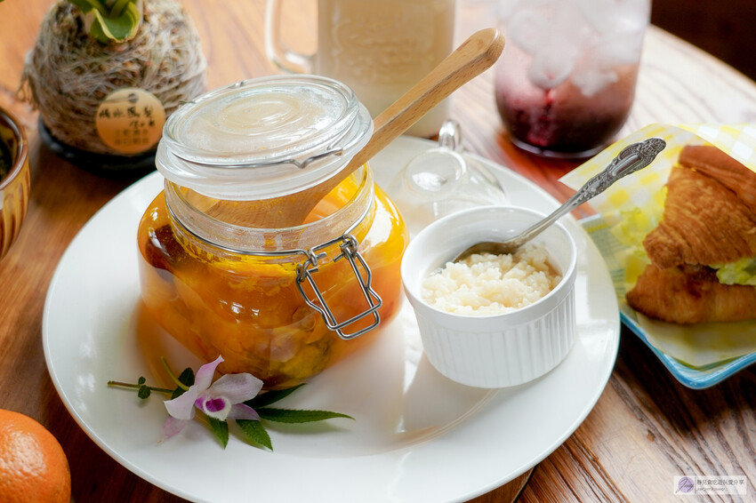 桃園市龍潭區美食、青山吉田，秘境小屋等你來預約，橘子園中的童話體驗。