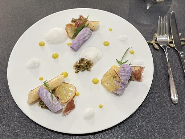 台北市大安區[大安區美食] Lin Restaurant 法式餐廳 新開幕台北法式料理 板前座位！#信義安和美食 @蛋寶趴趴go