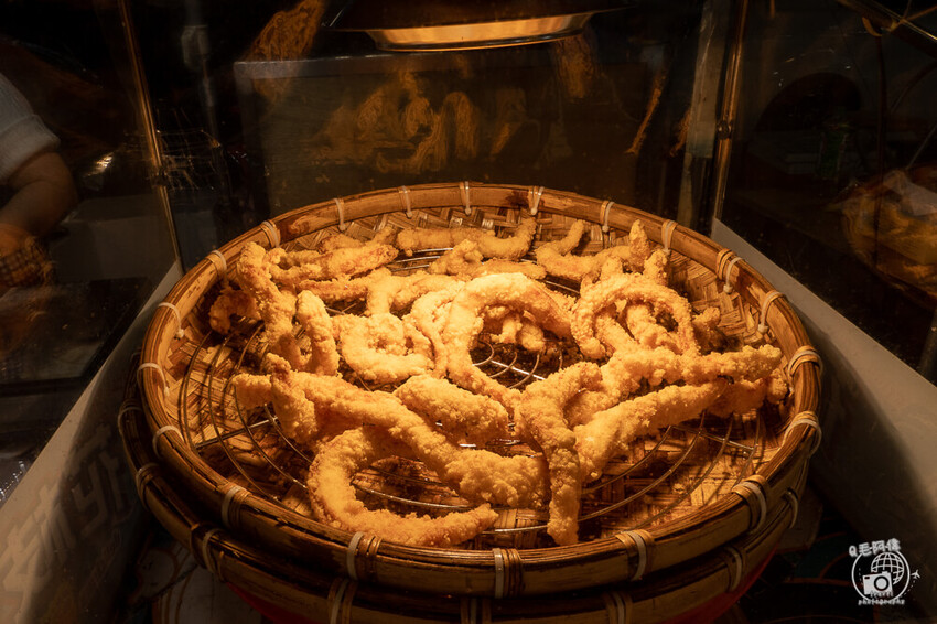 台中市太平區東平夜市花枝燒 | 逛台中夜市吃宵夜怕胖，換吃海鮮脂肪少～