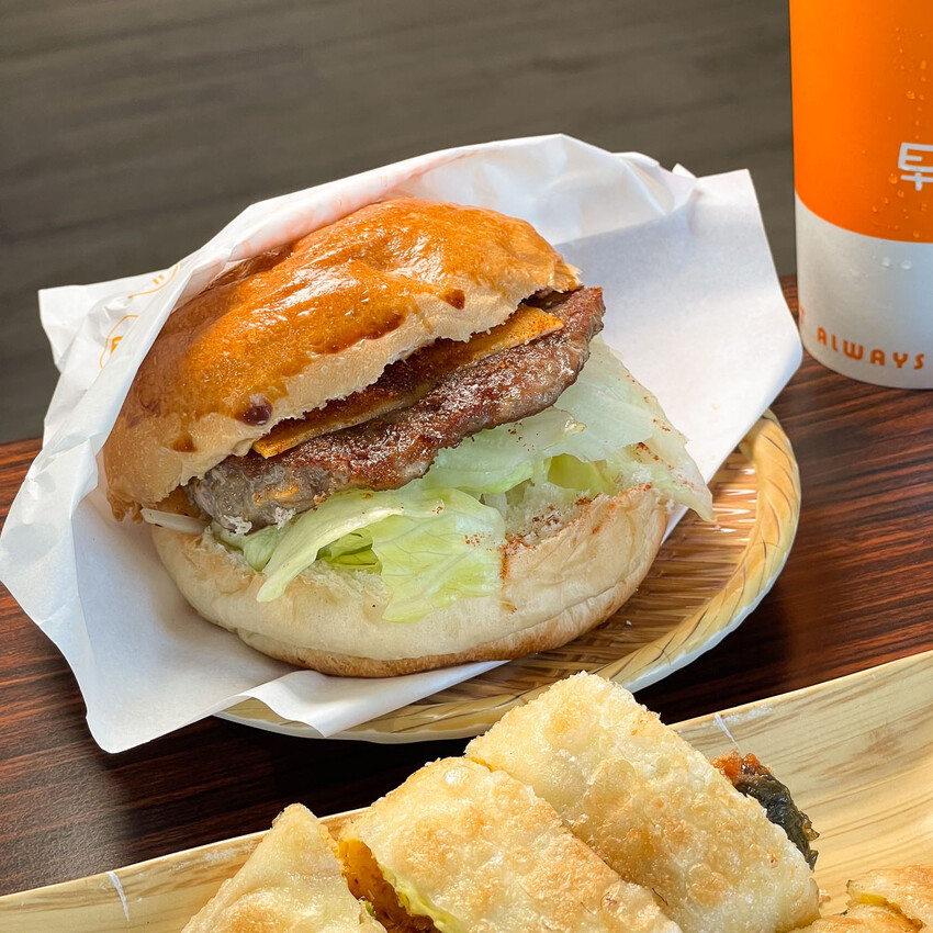 台灣唯一一家有早午餐的早到晚到，豐富的超客製化餐點選擇 - 安妮 Anny