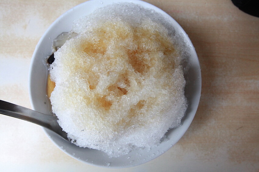 高雄市三民區​  吃。高雄市美食 ｜三民區。 ​「老牌薏仁大王」飄香超過40年老字號冰店，充滿古早味剉冰值得您品嚐「老牌