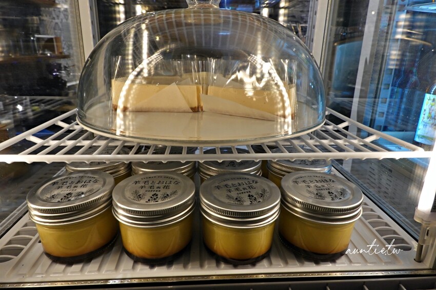 台北市中山區【台北】忠孝新生｜羊毛與花 ‧ 華山 ，特調西西里咖啡、香滑濃郁雞蛋沙拉麵包，台北不限時咖啡廳