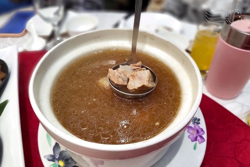 茹曦酒店:金蒜花椒肉骨茶