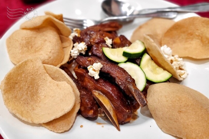 茹曦酒店:豬肋排+蝦餅