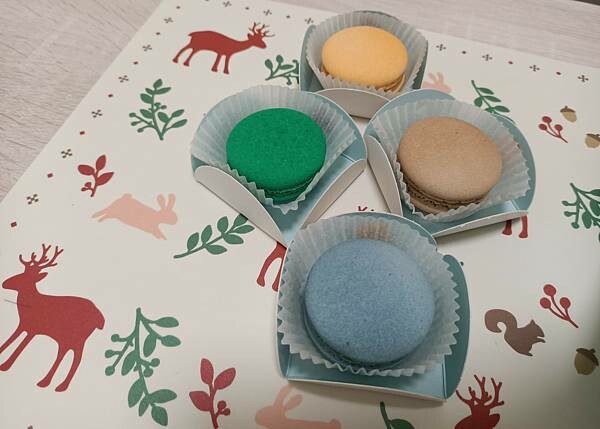 宅配馬卡龍推薦- 馬卡龍界的愛馬仕-【姚君子璀璨馬卡龍】開箱