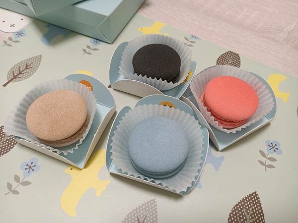 宅配馬卡龍推薦- 馬卡龍界的愛馬仕-【姚君子璀璨馬卡龍】開箱