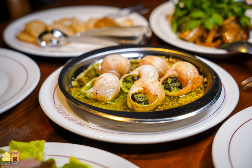 台北市信義區信義區JK studio法式餐酒館，信義區高CP約會餐廳推薦！異國料理搭配浪漫氛圍，平價經典老法菜讓人意猶未盡