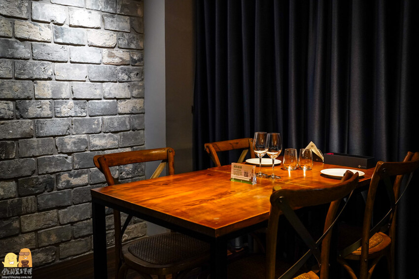 台北市信義區信義區JK studio法式餐酒館，信義區高CP約會餐廳推薦！異國料理搭配浪漫氛圍，平價經典老法菜讓人意猶未盡