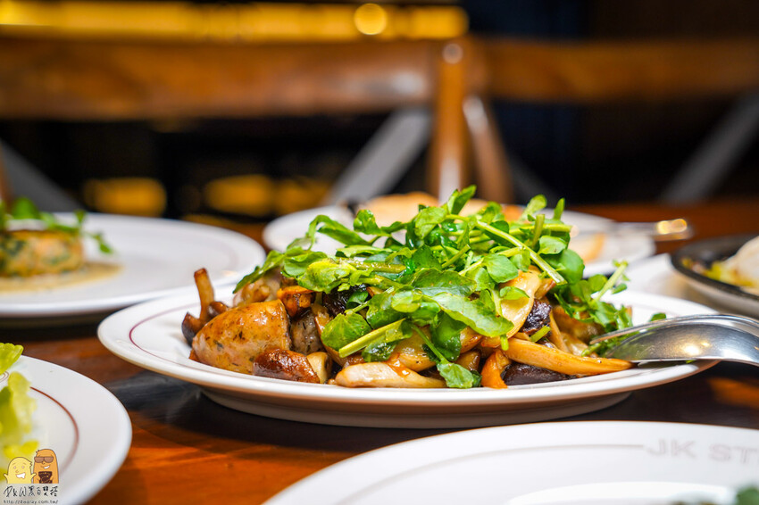 台北市信義區信義區JK studio法式餐酒館，信義區高CP約會餐廳推薦！異國料理搭配浪漫氛圍，平價經典老法菜讓人意猶未盡