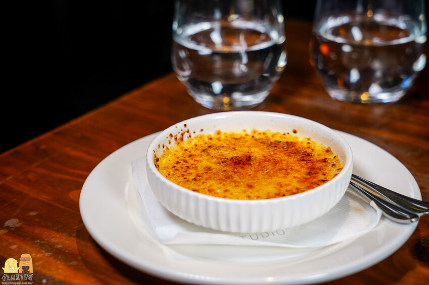 台北市信義區信義區JK studio法式餐酒館，信義區高CP約會餐廳推薦！異國料理搭配浪漫氛圍，平價經典老法菜讓人意猶未盡