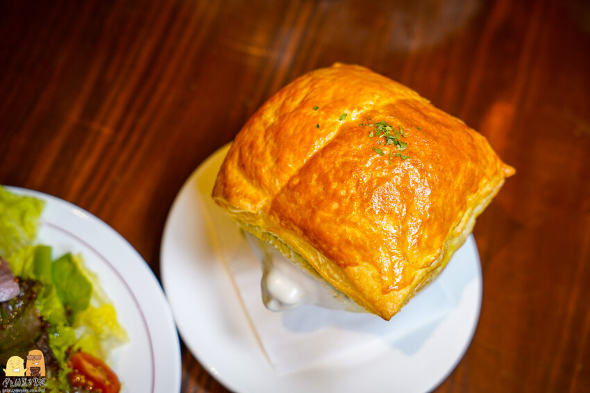 台北市信義區信義區JK studio法式餐酒館，信義區高CP約會餐廳推薦！異國料理搭配浪漫氛圍，平價經典老法菜讓人意猶未盡