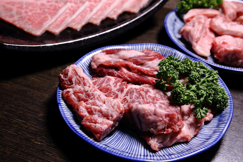 桃園中壢燒肉推薦,潮肉炭火燒肉中壢新生店,CP值超高的和牛吃