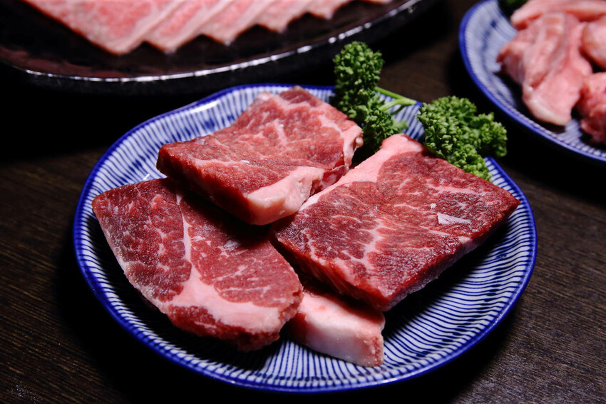 桃園中壢燒肉推薦,潮肉炭火燒肉中壢新生店,CP值超高的和牛吃