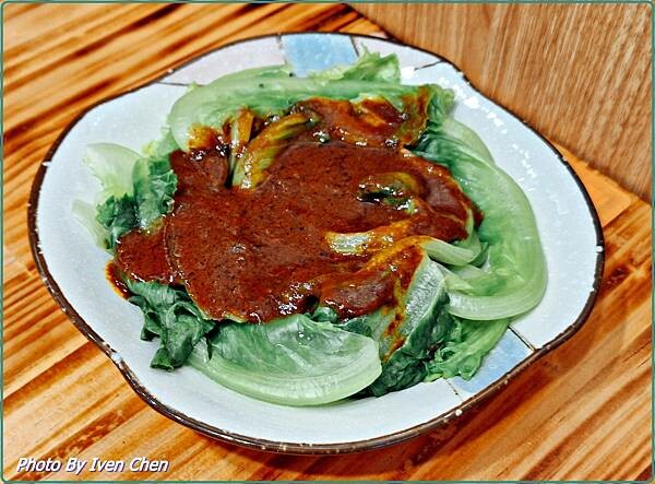 《中原夜市超人氣牛肉麵專賣》牛肉麵控必吃的天堂/『集英會牛肉