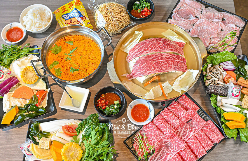 一饌泰式銅盤燒烤火鍋,台中北屯泰式火鍋,泰式酸辣湯超好喝,有蔬食自助吧吃到飽 @Nini and Blue 玩樂食記