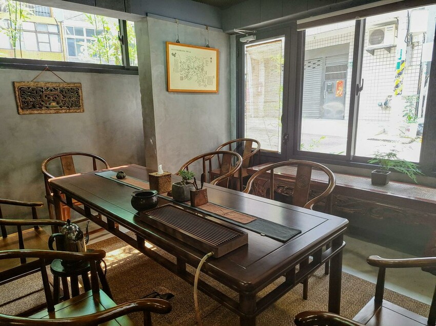 【美食】「捨茶外人文茶館」桃園人文茶館,功夫茶、手沖煮茶、鍋