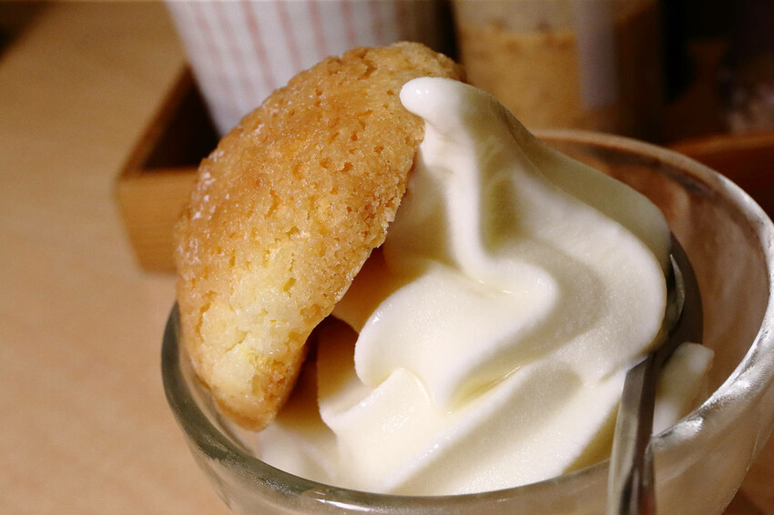 銀座杏子日式豬排,網友票選人氣第一名日式豬排!軟殼蝦與極厚炸