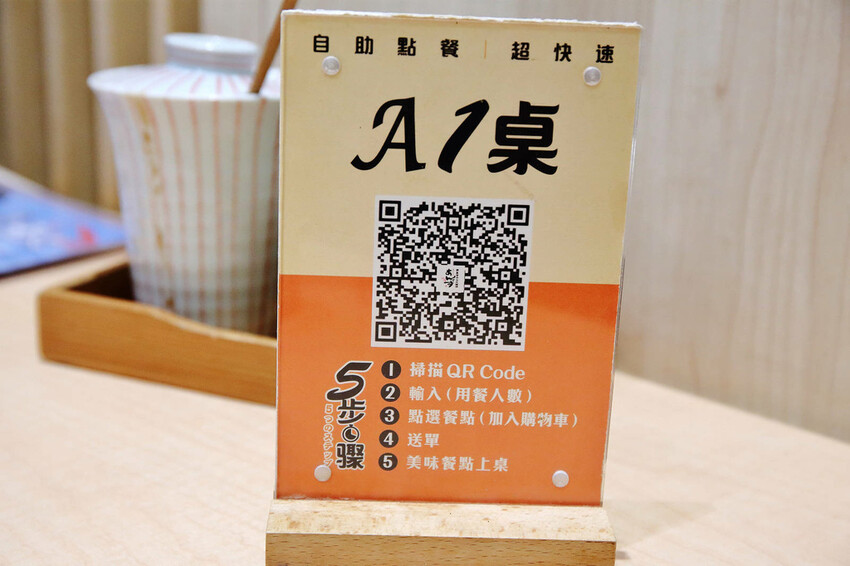 銀座杏子日式豬排,網友票選人氣第一名日式豬排!軟殼蝦與極厚炸