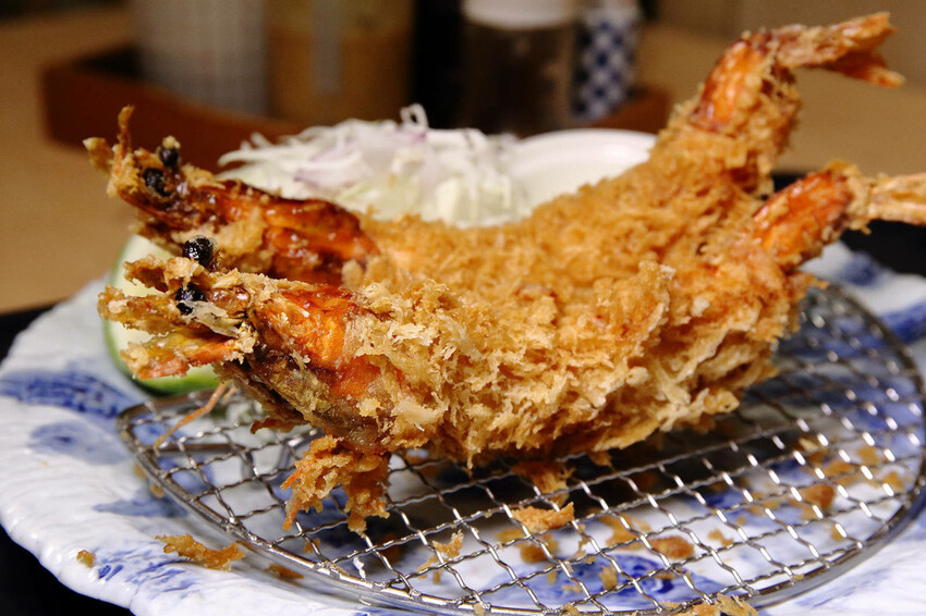 銀座杏子日式豬排,網友票選人氣第一名日式豬排!軟殼蝦與極厚炸