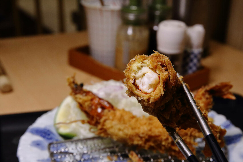 銀座杏子日式豬排,網友票選人氣第一名日式豬排!軟殼蝦與極厚炸