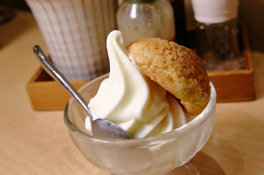 銀座杏子日式豬排,網友票選人氣第一名日式豬排!軟殼蝦與極厚炸