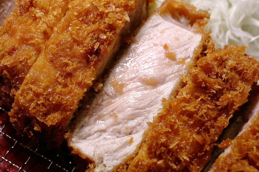 銀座杏子日式豬排,網友票選人氣第一名日式豬排!軟殼蝦與極厚炸