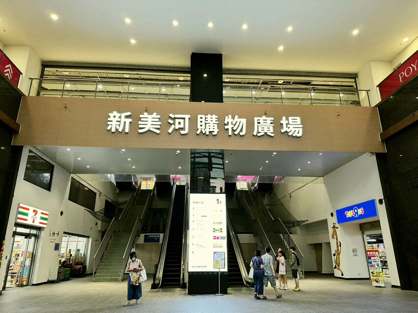 銀座杏子日式豬排,網友票選人氣第一名日式豬排!軟殼蝦與極厚炸