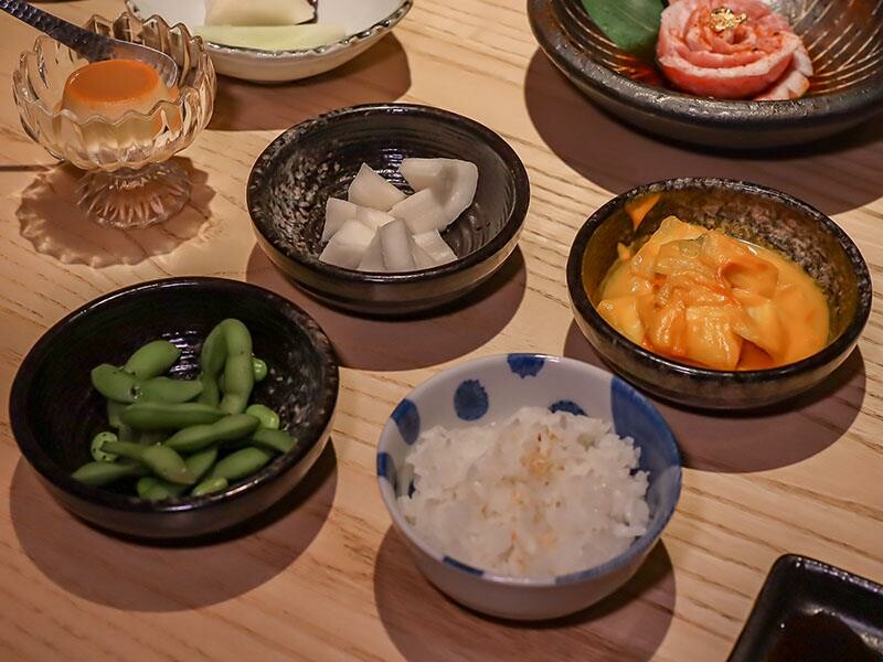 竹北燒肉推薦「川阜和牛燒肉」免動手！頂級和牛專人代烤，品嚐宮崎頂級和牛。