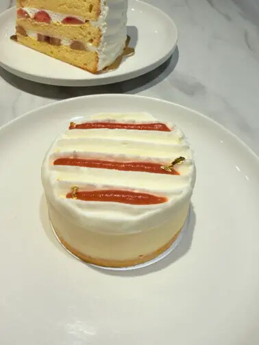 台北市捷運東門站餐廳：8% ice CAFÉ 永康公園店。結合了藝術、生活、公益的經營理念。聽著現場演奏享用著午餐