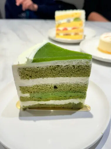 台北市捷運東門站餐廳：8% ice CAFÉ 永康公園店。結合了藝術、生活、公益的經營理念。聽著現場演奏享用著午餐