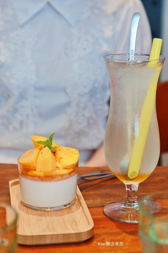 新北市萬里區萬里山海芳園景觀咖啡｜新北隱藏版海景咖啡廳推薦私藏甜點、冰滴咖啡、下午茶