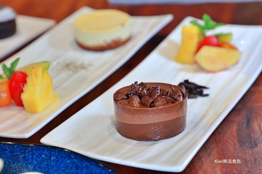 新北市萬里區萬里山海芳園景觀咖啡｜新北隱藏版海景咖啡廳推薦私藏甜點、冰滴咖啡、下午茶