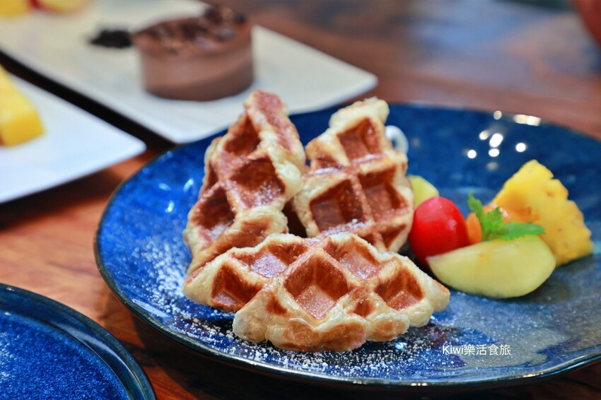 新北市萬里區萬里山海芳園景觀咖啡｜新北隱藏版海景咖啡廳推薦私藏甜點、冰滴咖啡、下午茶