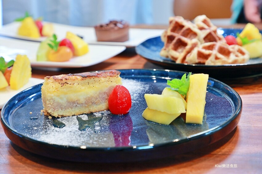 新北市萬里區萬里山海芳園景觀咖啡｜新北隱藏版海景咖啡廳推薦私藏甜點、冰滴咖啡、下午茶