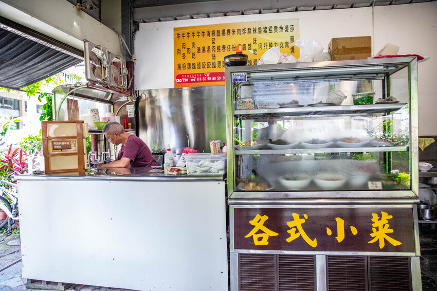 宜蘭縣宜蘭市品客牛肉麵｜網路幾乎無資料！湯鮮肉大塊還很便宜，藏身住宅區低調牛肉麵