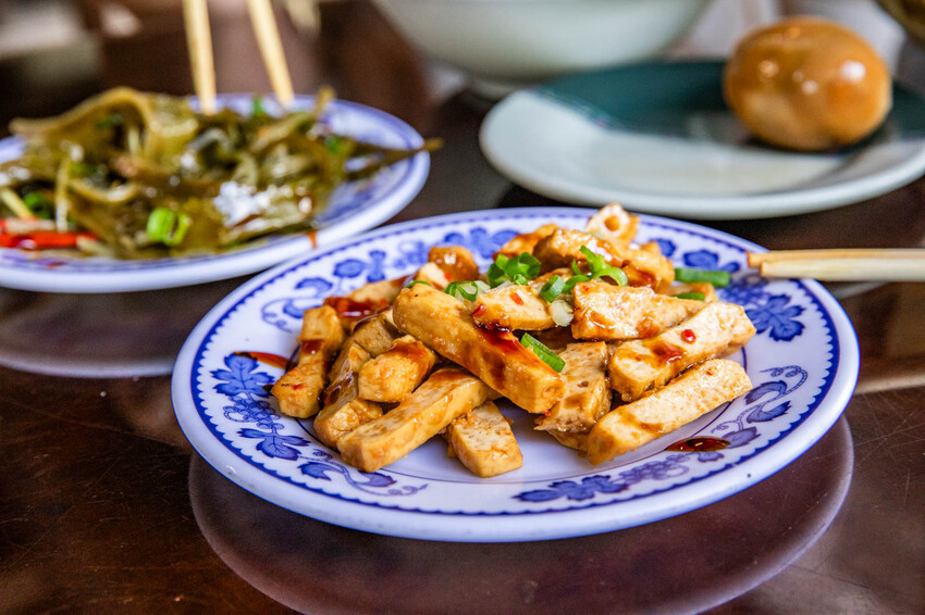 宜蘭縣宜蘭市品客牛肉麵｜網路幾乎無資料！湯鮮肉大塊還很便宜，藏身住宅區低調牛肉麵