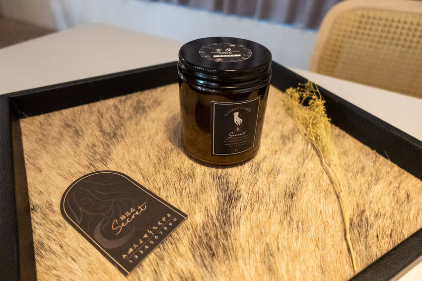 新莊隱藏版餐酒館「Secret絲昆忒」神秘解謎＋香氛儀式，特色料理超驚喜。