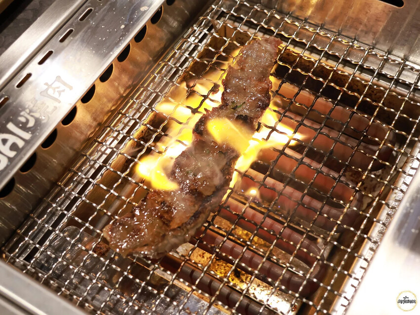 台南燒烤／全家便利商店旗下品牌／中南部首間分店／高CP值1人燒肉／還沒營業就排隊