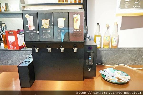 {台中美食}臺中隱藏版景觀餐廳:「二十樓」,超推主廚秘製的招