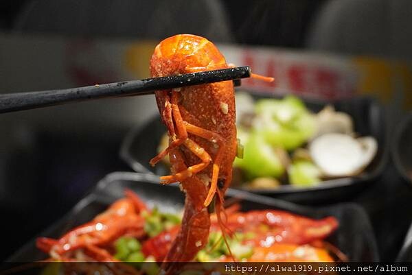 【桃園餐廳推薦】桃園夜市美食!魚見你烤魚|水煮魚。小龍蝦麻辣 【桃園餐廳推薦】桃園夜市美食!魚見你烤魚|水煮魚。小龍蝦麻辣