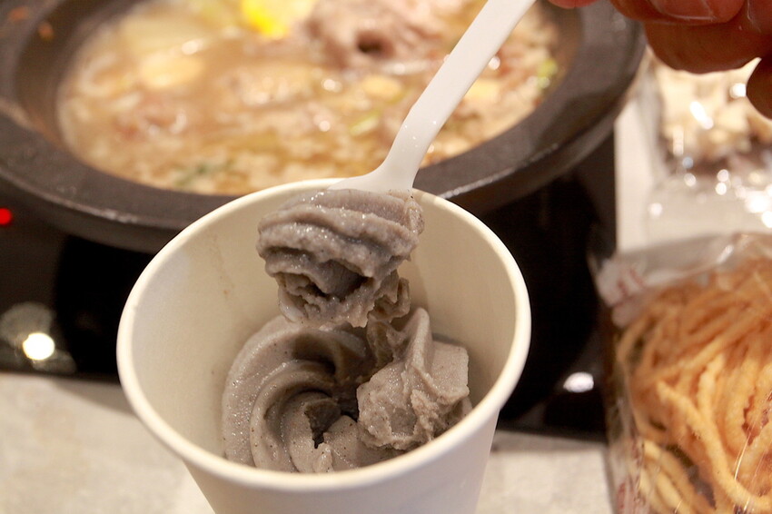 高雄市鼓山區吃。高雄市美食|鼓山區。「狂一鍋-高雄義享店」幾乎零負評的台式火鍋，台北爆紅名店狂一鍋高雄義享時尚廣場