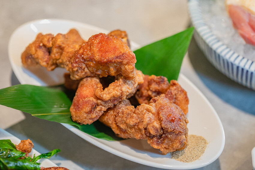 高雄市鼓山區高雄美食 – 狂一鍋 x 特惠午餐299起，品嚐台式火鍋佳餚與獨家酸菜魚鍋，享受蔬食與甜品無限供應」