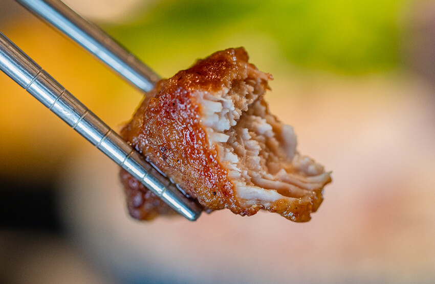 高雄市鼓山區高雄美食 – 狂一鍋 x 特惠午餐299起，品嚐台式火鍋佳餚與獨家酸菜魚鍋，享受蔬食與甜品無限供應」