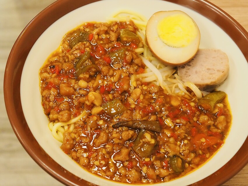 新北市新莊區新莊滷肉飯 大塊ㄟ魯肉飯 一吃就上癮的傳統小吃 新莊廟街夜市慈祐宮旁