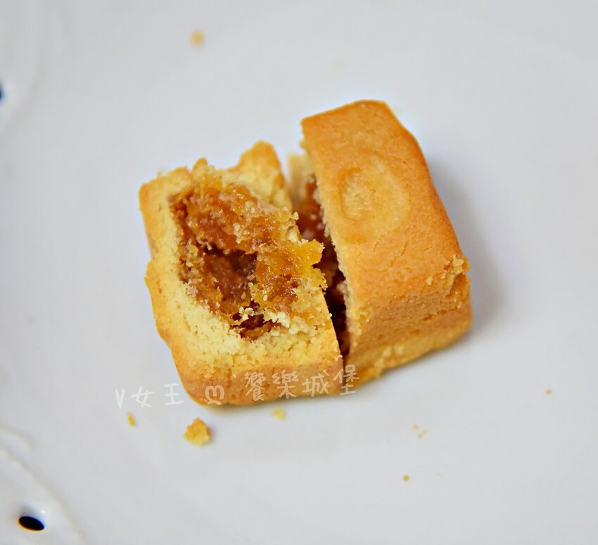 台北市大同區六月初一 宅配伴手禮推薦 ll 人氣銷售冠軍 經典台灣風味「鳳梨酥」、「鳳梅酥」 ，精緻的一小口，剛剛好的