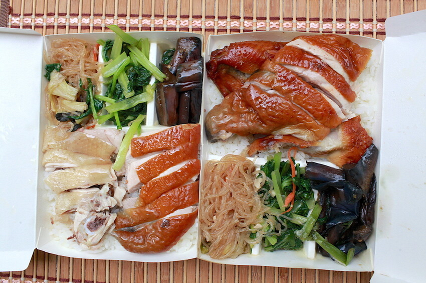 台南市安南區吃。台南市｜安南區。「孟饗雞雞肉店」隱身在安南區美味雞肉便當，早上六點開門白斬雞經常提銷售一空「孟饗