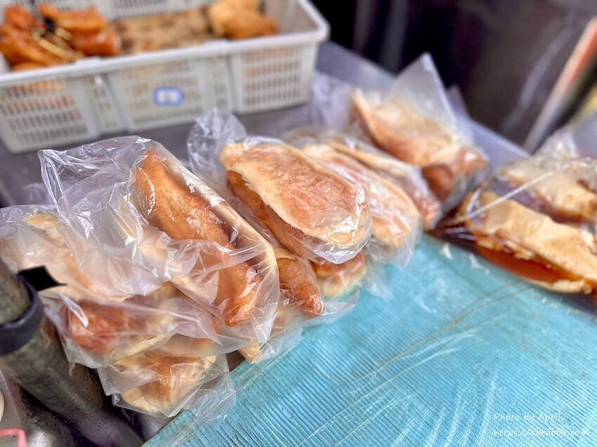 台中市北區東興市場內的古早味大飯糰，沒有google地標，但人潮超多