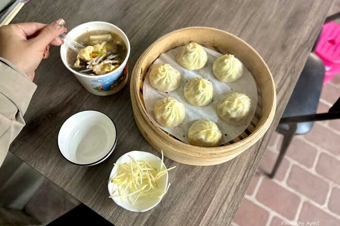 台中市北區東興市場內的古早味大飯糰，沒有google地標，但人潮超多