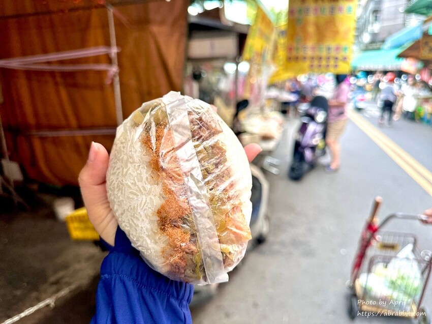 台中市北區東興市場內的古早味大飯糰，沒有google地標，但人潮超多